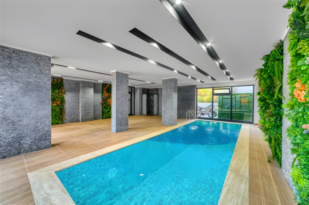 Trendy Suites – Indoor pool
